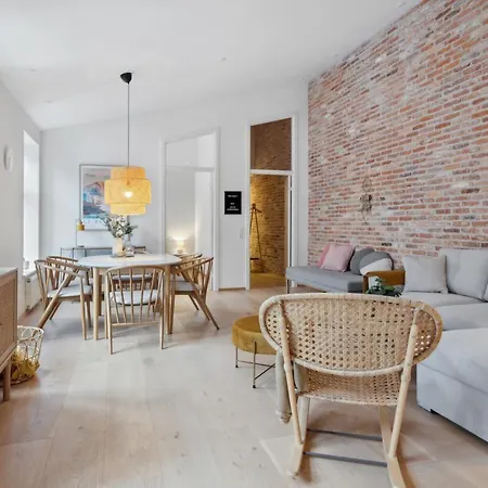 3-bedroom With Huge Terrace, Including Queen Size Beds Апартаменты