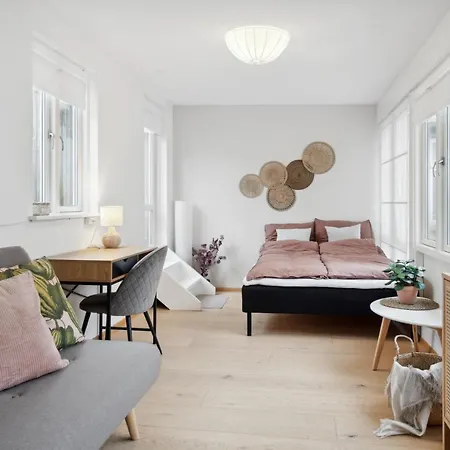 3-bedroom With Huge Terrace, Including Queen Size Beds *